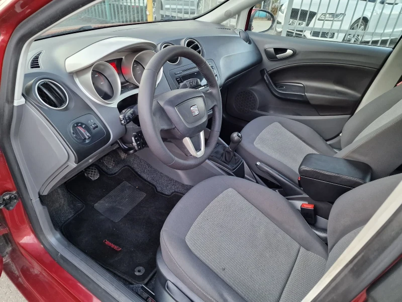 Seat Ibiza 1.6TDI, снимка 7 - Автомобили и джипове - 49014862