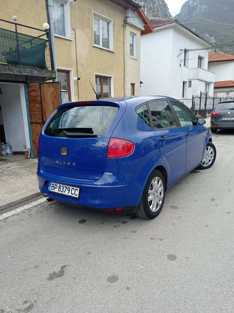 Seat Altea 1.6, снимка 2 - Автомобили и джипове - 52587099