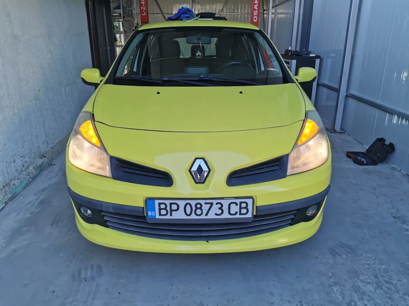 Renault Clio, снимка 7 - Автомобили и джипове - 52883794