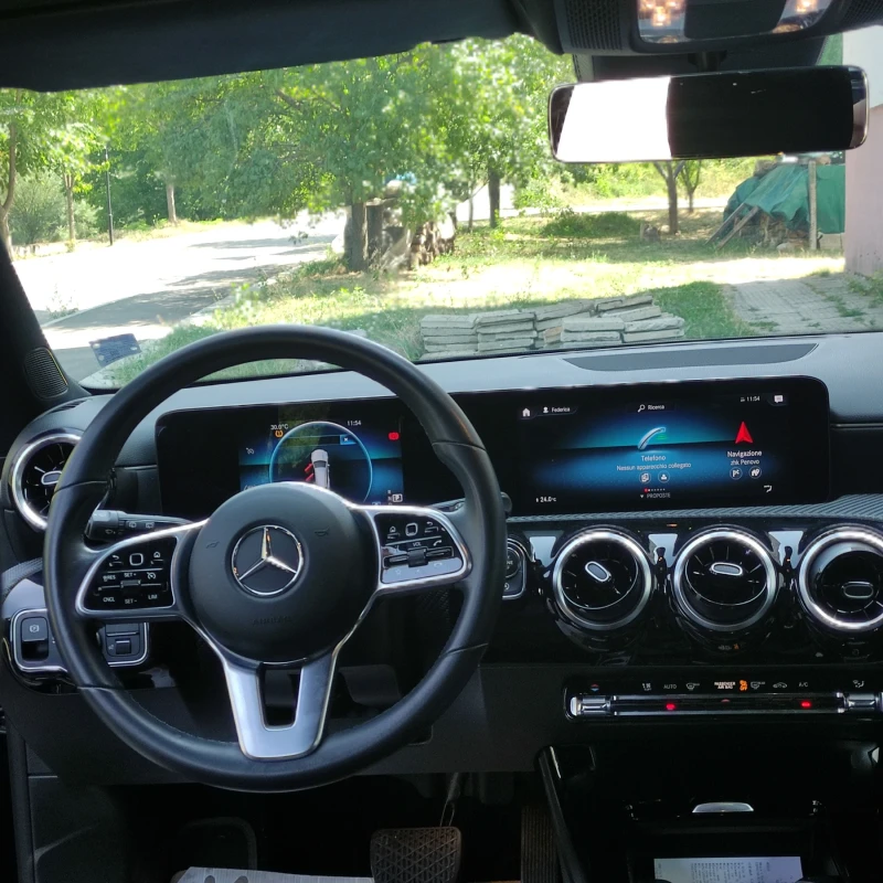 Mercedes-Benz CLA 200 2.0/150 к.с./8 ск.Shoting Brake, снимка 8 - Автомобили и джипове - 52558569