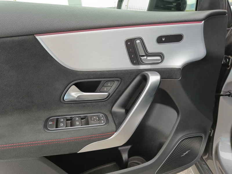 Mercedes-Benz A 250 AMG | 4 Matic | W177 | 7G-Tronic , снимка 9 - Автомобили и джипове - 52664290