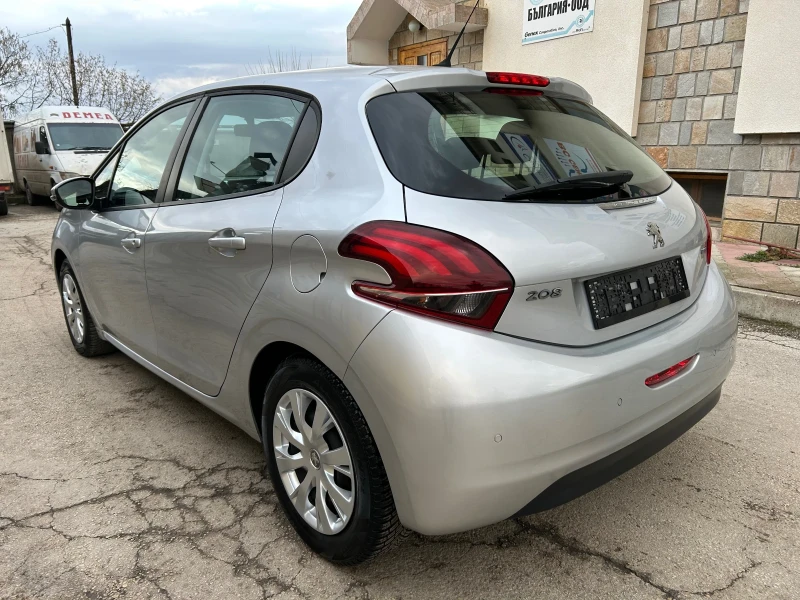 Peugeot 208 1.2i FULL LED НАВИ ЕВРО 6, снимка 6 - Автомобили и джипове - 53236837