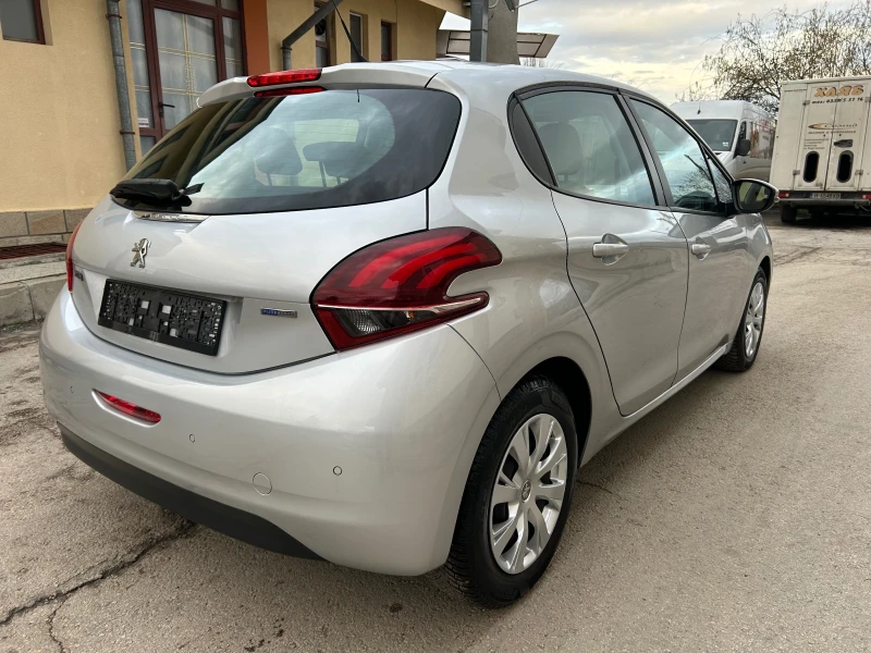 Peugeot 208 1.2i FULL LED НАВИ ЕВРО 6, снимка 5 - Автомобили и джипове - 53236837