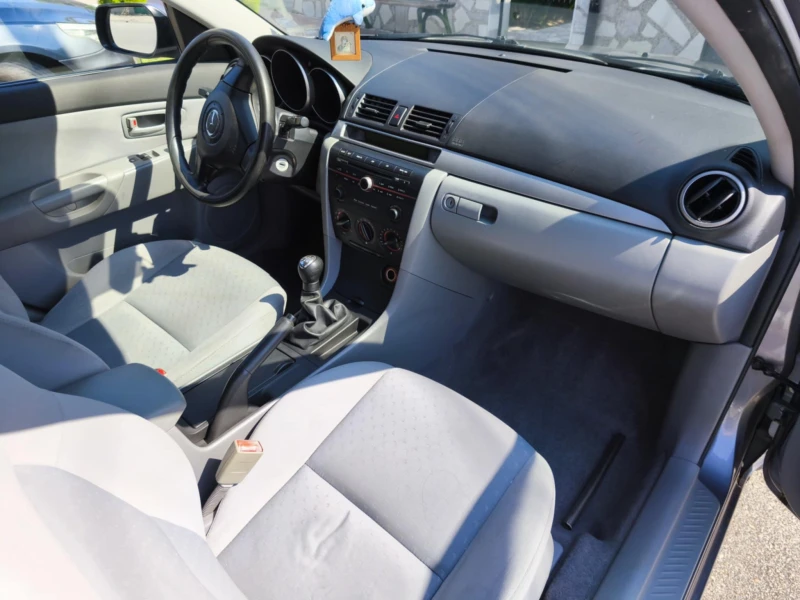 Mazda 3, снимка 4 - Автомобили и джипове - 53598955