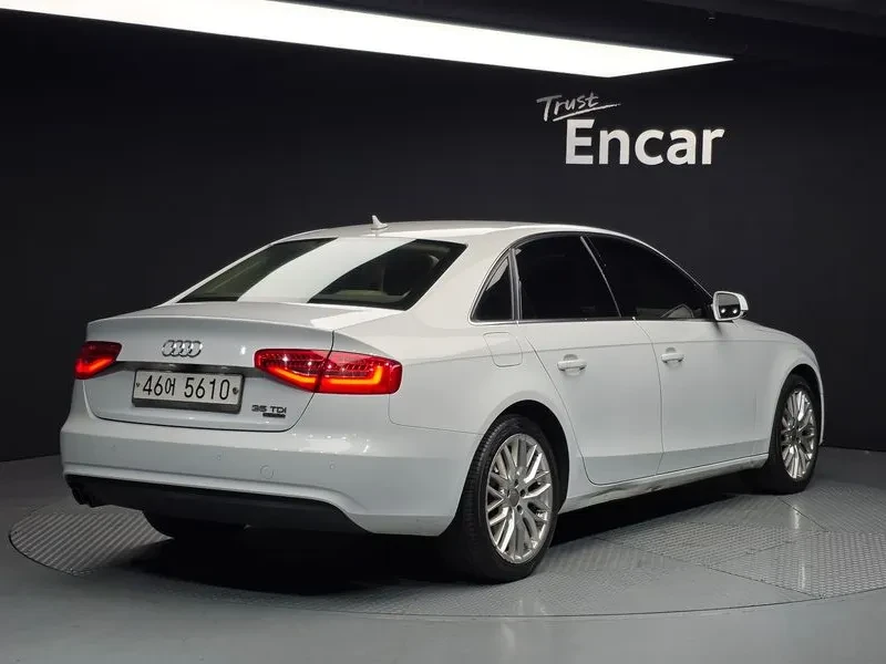 Audi A4 2.0 TDI Quattro, снимка 2 - Автомобили и джипове - 54143258