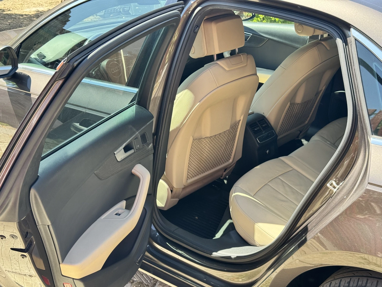 Audi A4 Premium Plus S-LINE от Флорида - изображение 10