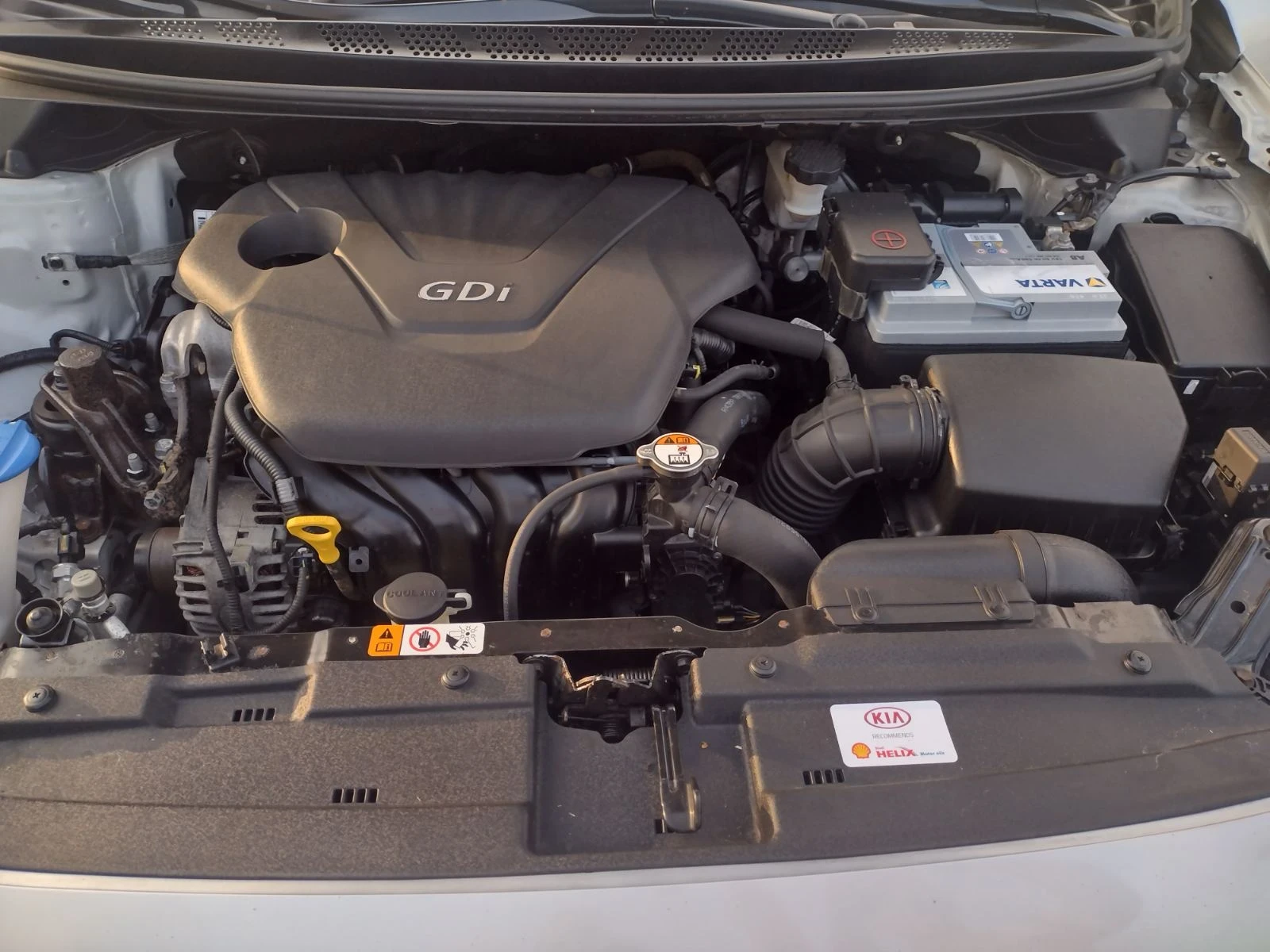 Kia Ceed 1.6GDI Всички екстри!Регистрирана!!! - изображение 9