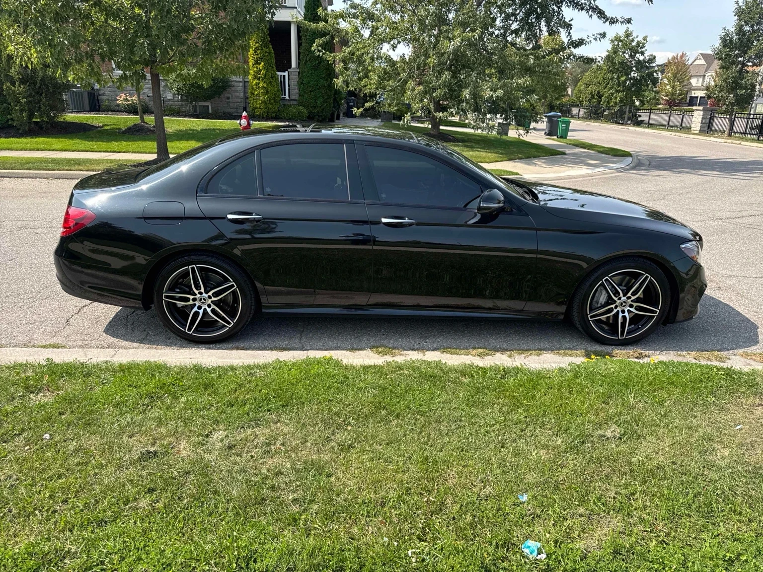Mercedes-Benz E 450 E450AMG * * 4Matic * * CARFAX * * АВТО КРЕДИТ * *  - изображение 3