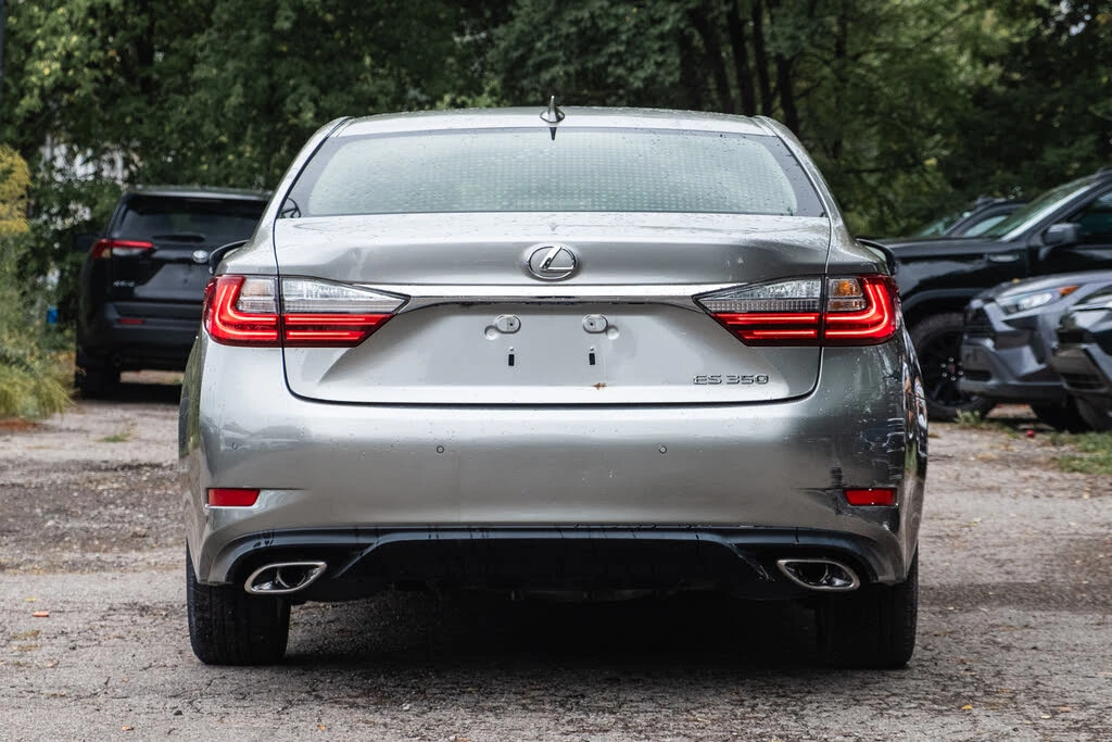 Lexus ES 350 FWD * AвтоКредит* (ЦЕНА ДО БГ) - изображение 3