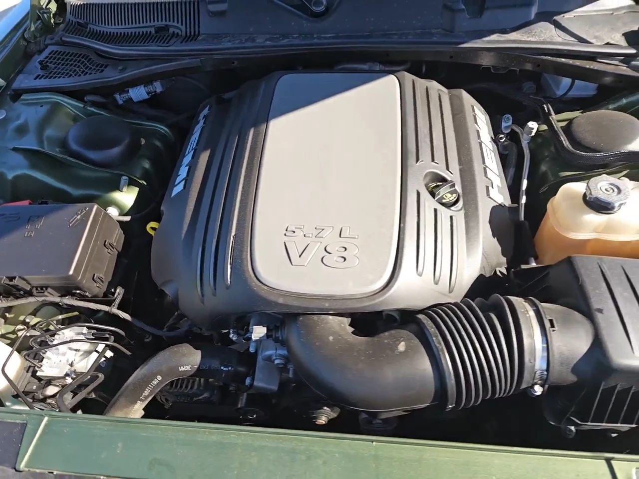 Dodge Challenger  - изображение 10