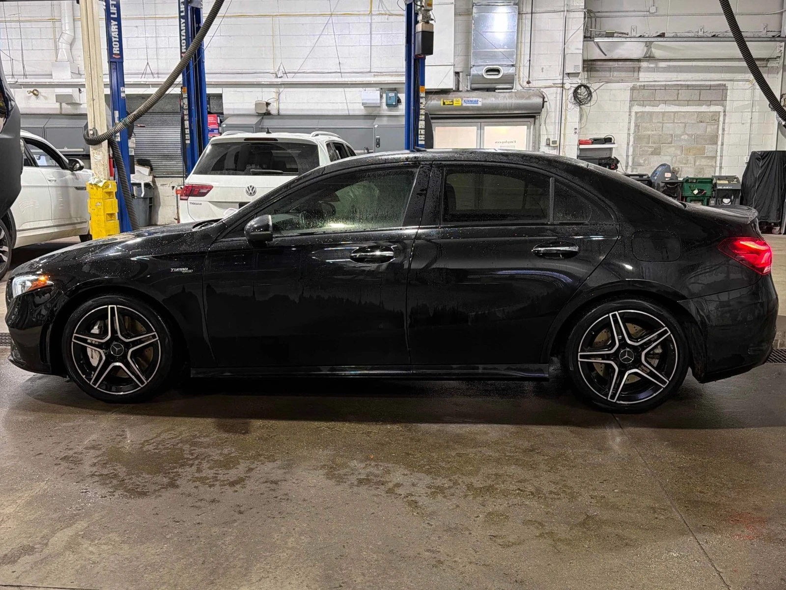 Mercedes-Benz A 35 AMG CARFAX    | Mobile.bg   2