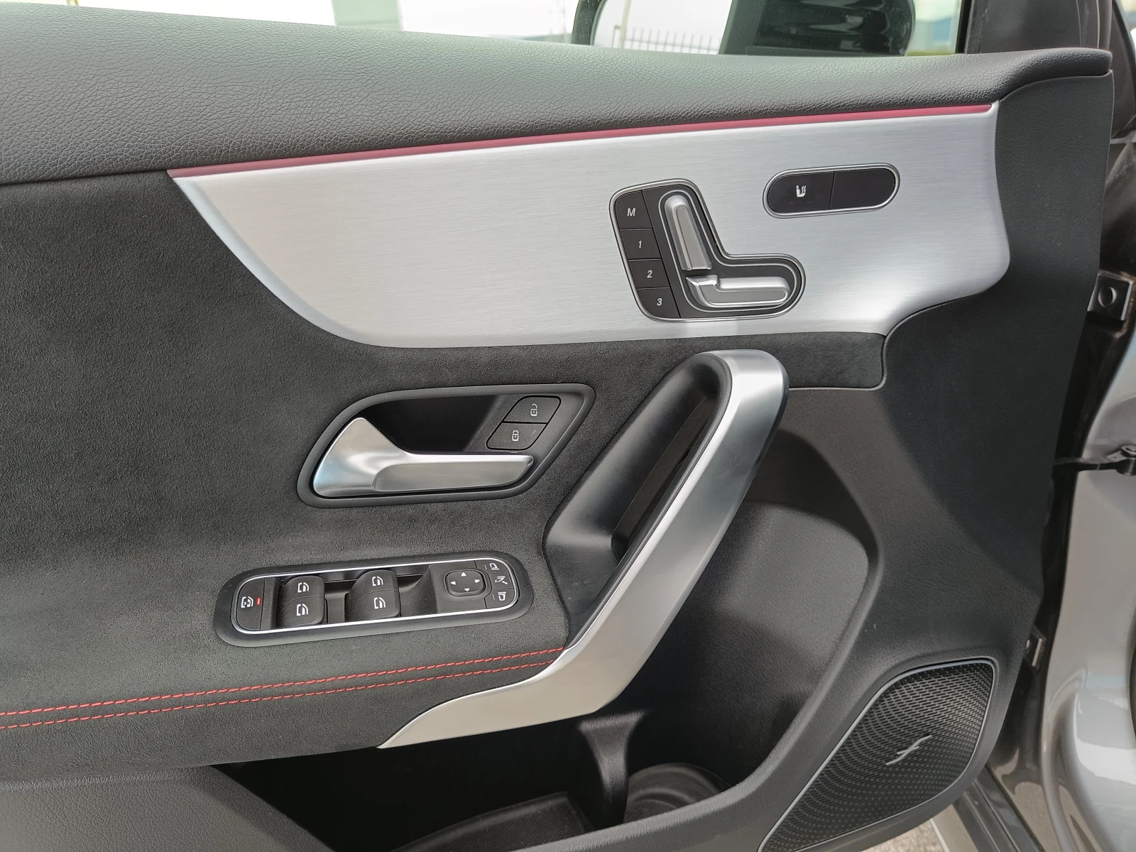 Mercedes-Benz A 250 AMG | 4 Matic | W177 | 7G-Tronic  - изображение 9