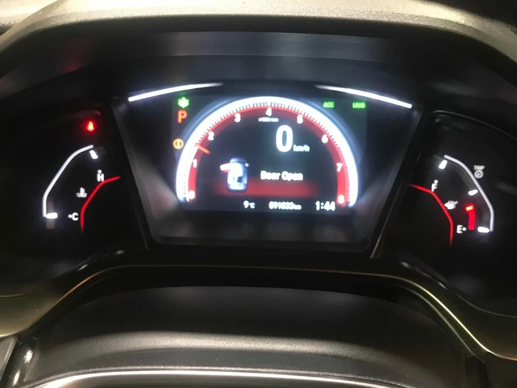 Honda Civic * Sport Touring * CARFAX * ЦЕНА ДО БГ - изображение 8