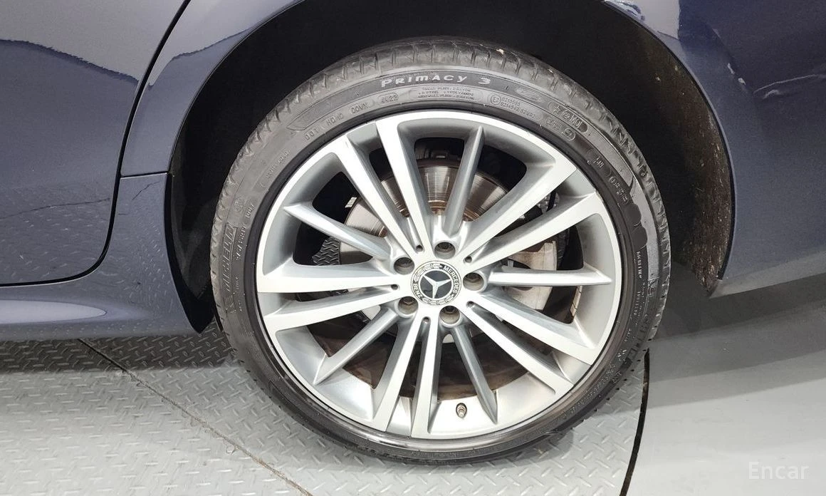 Mercedes-Benz CLS 400  - изображение 5