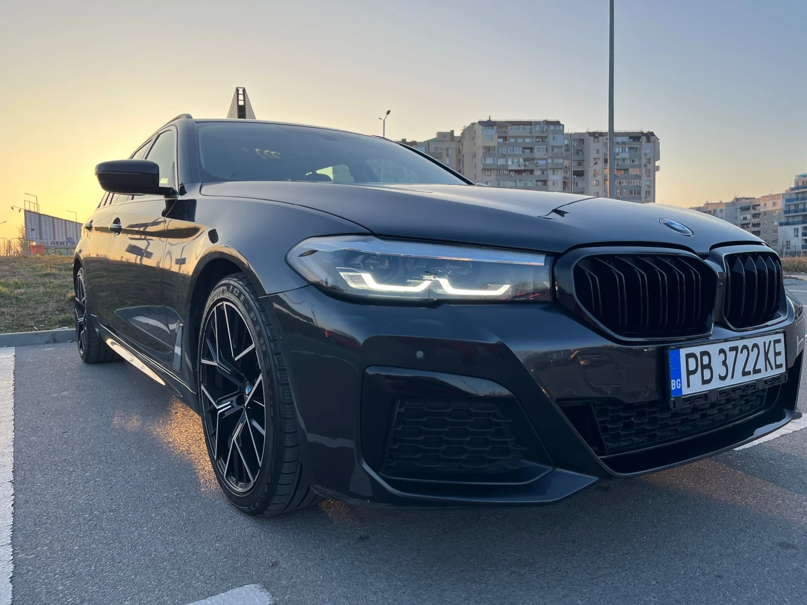 BMW 520, снимка 9 - Автомобили и джипове - 53762335