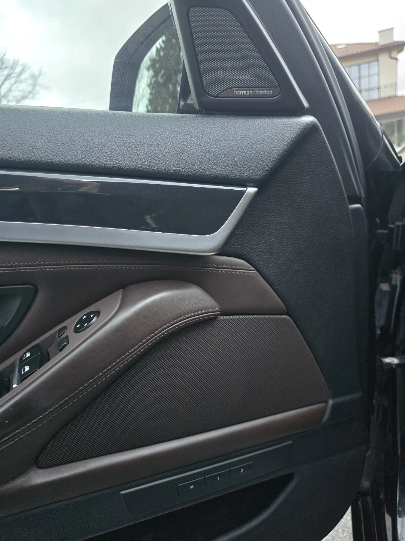 BMW 530 LUXURY, снимка 10 - Автомобили и джипове - 53839977