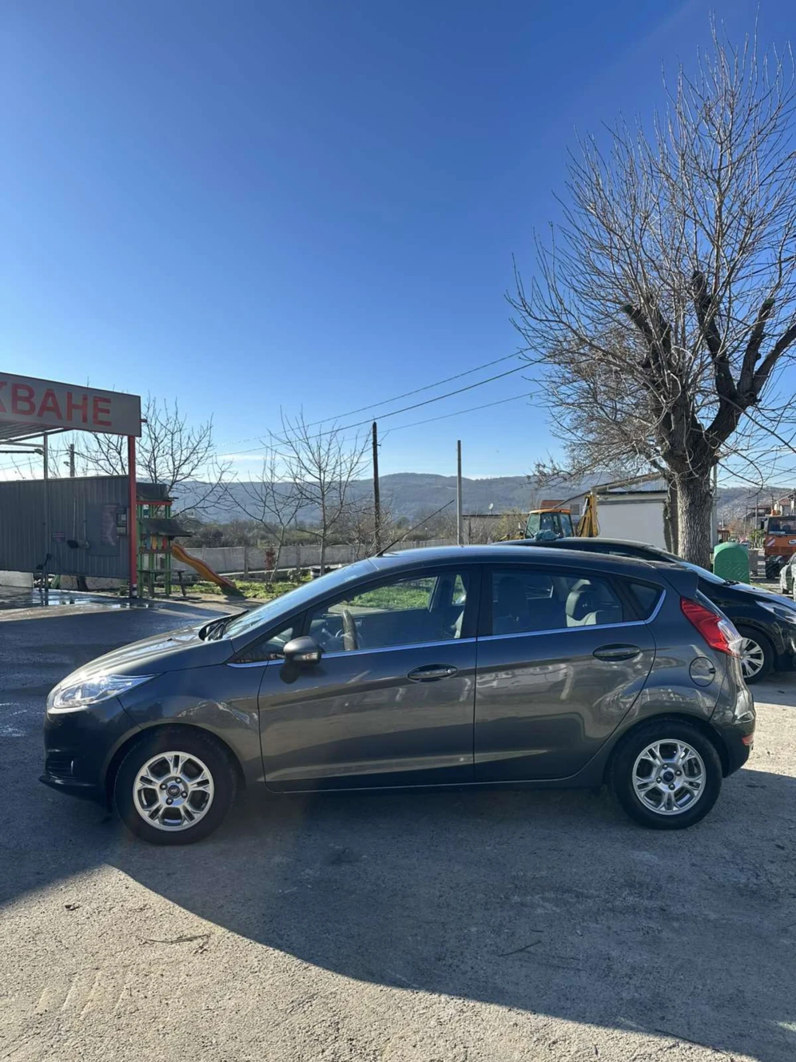 Ford Fiesta, снимка 7 - Автомобили и джипове - 54031253