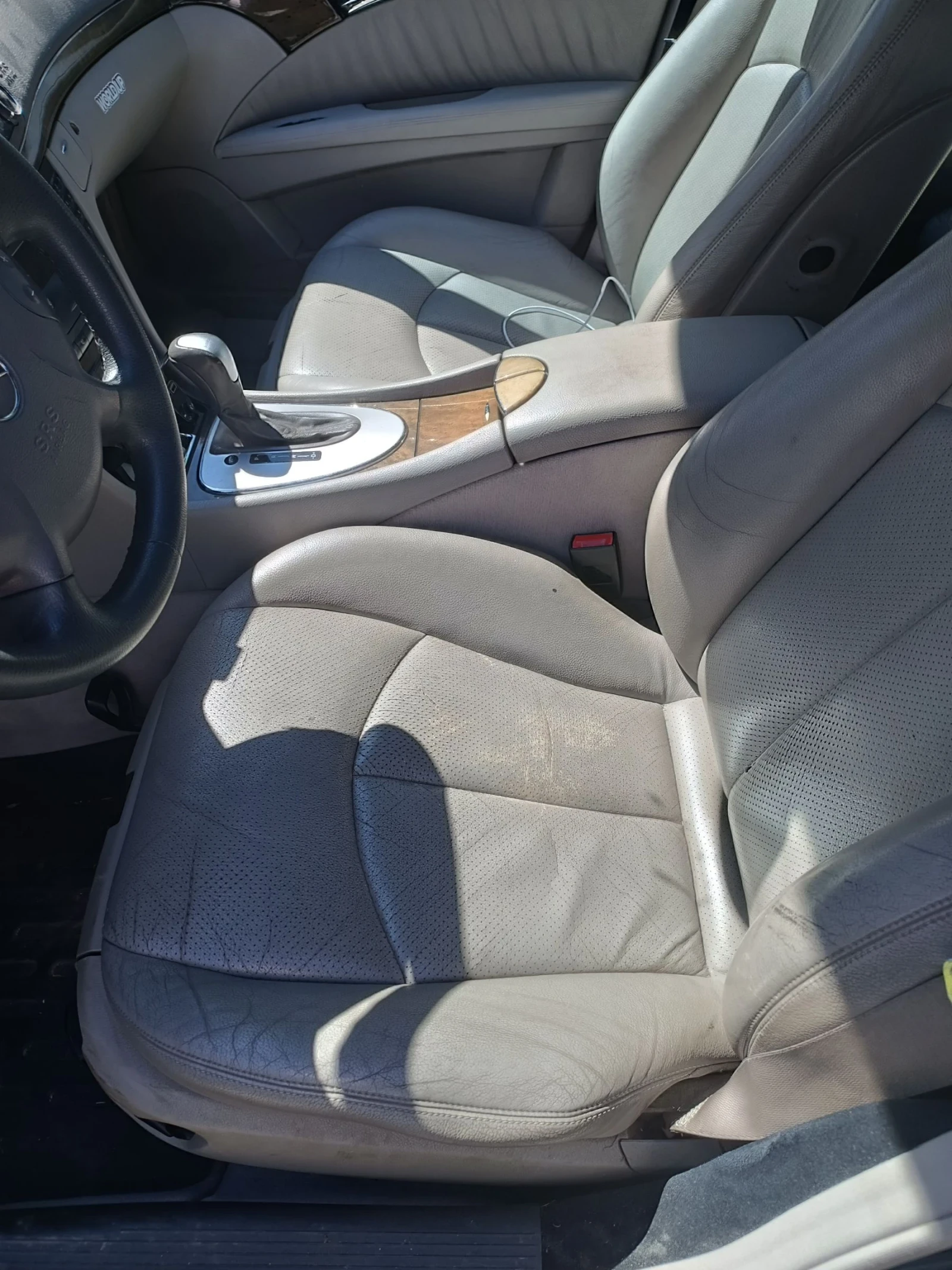 Mercedes-Benz E 270, снимка 3 - Автомобили и джипове - 54985007