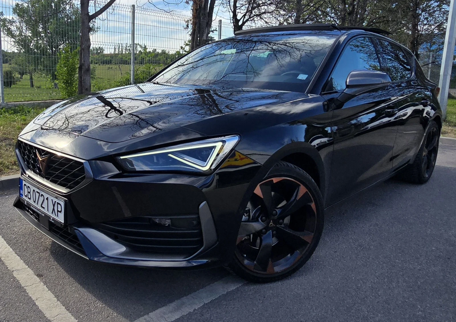 Cupra Leon  1.5 eTSI | КАТО НОВА |   Панорама | Гаранция