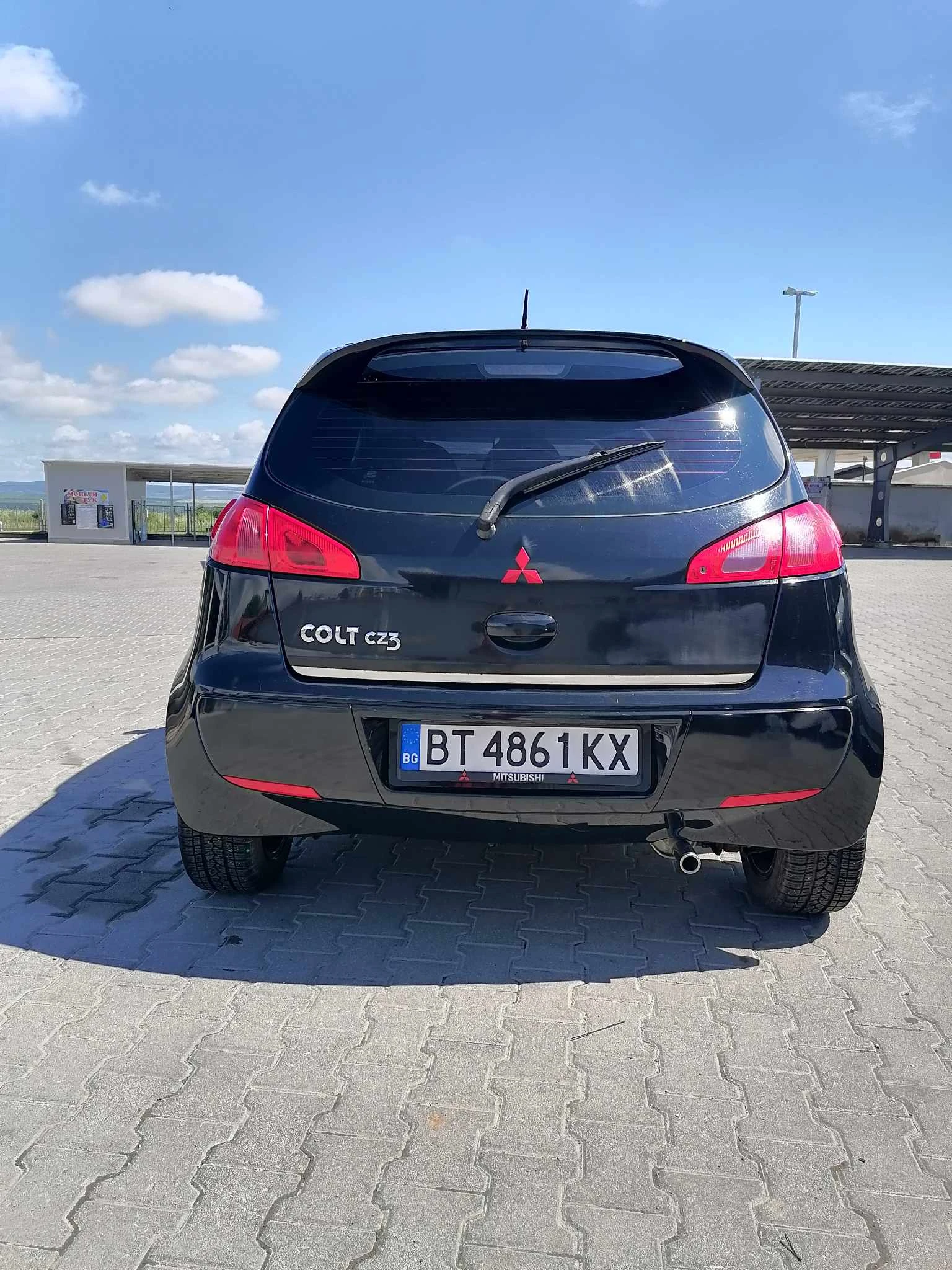 Mitsubishi Colt 1, 3, снимка 2 - Автомобили и джипове - 54909142