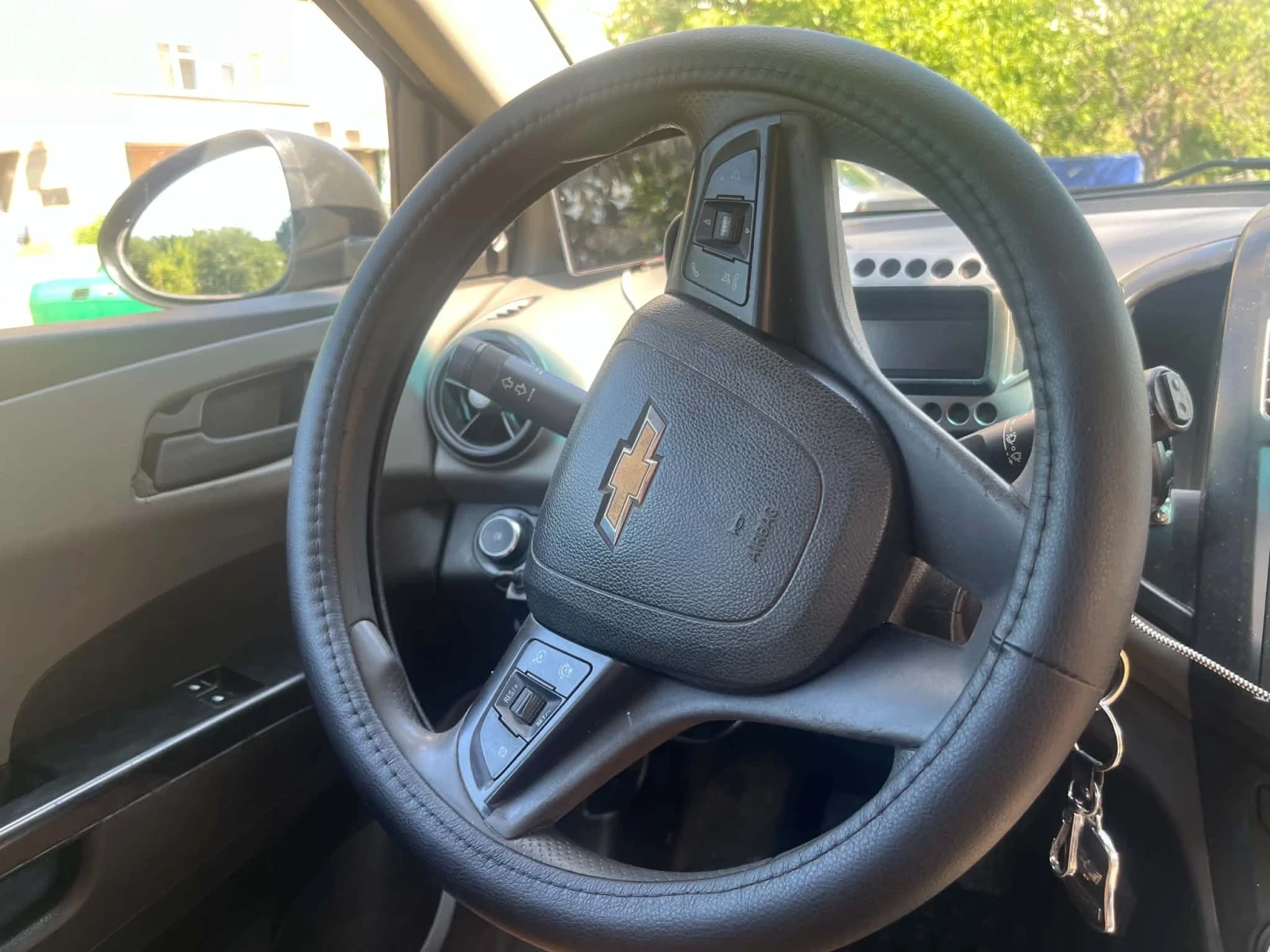 Chevrolet Aveo 1.2 бензин газ, снимка 9 - Автомобили и джипове - 55343293