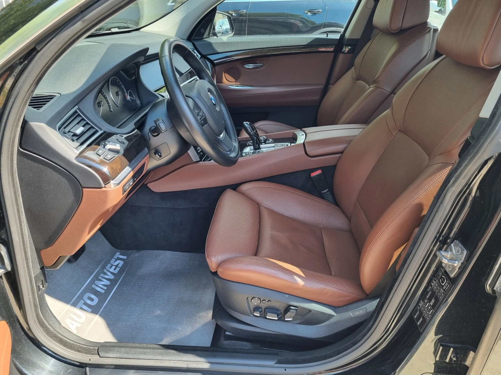 BMW 5 Gran Turismo 535i/xDrive/Монитори/Швейцария/Панорама/, снимка 8 - Автомобили и джипове - 55406200