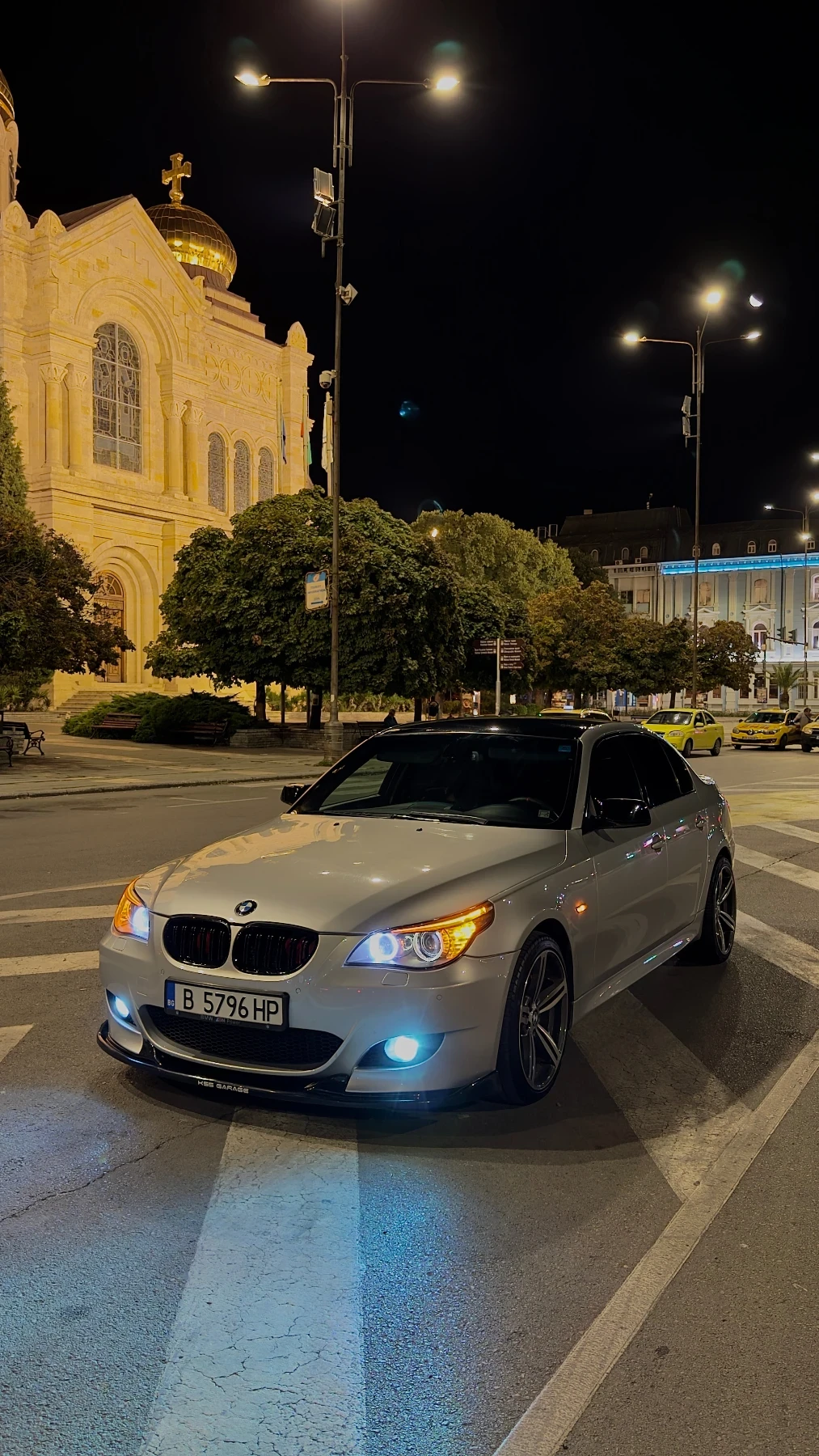 BMW 530 xd 400+ , снимка 2 - Автомобили и джипове - 55619359