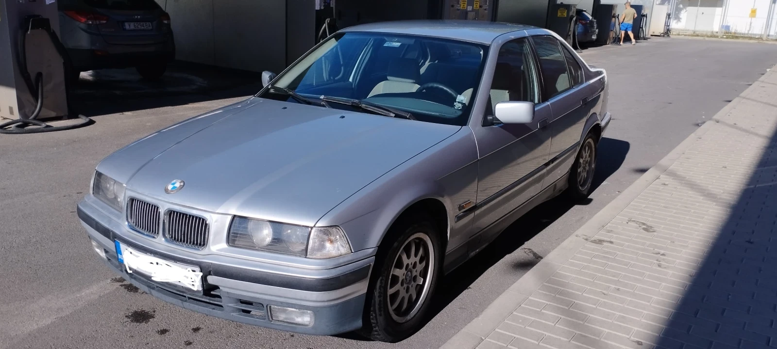 BMW 318