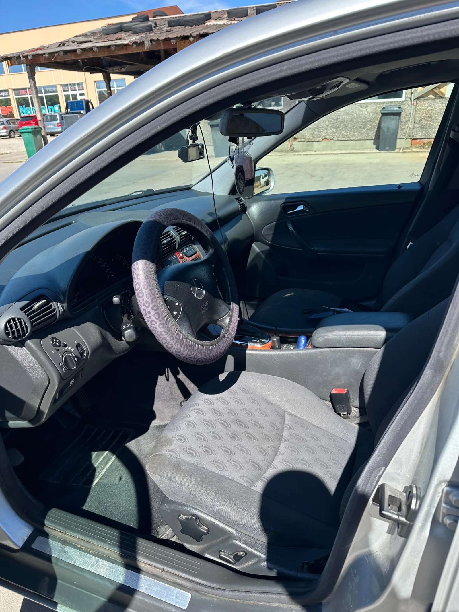 Mercedes-Benz C 220 2.2 CDI, снимка 5 - Автомобили и джипове - 56266366