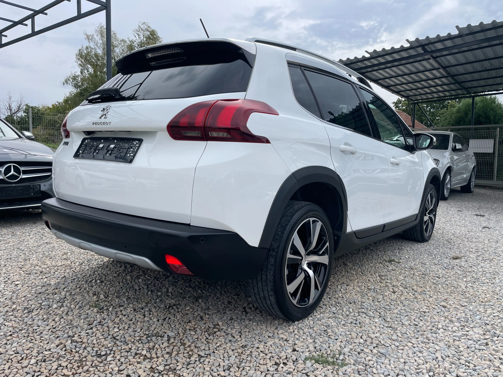 Peugeot 208 /ВИДЕО КЪМ ОБЯВАТА, снимка 4 - Автомобили и джипове - 56274067