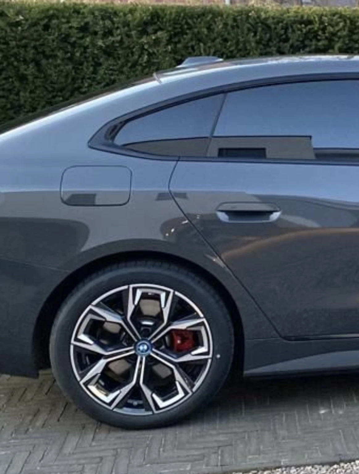 BMW i4 40 Msport , снимка 17 - Автомобили и джипове - 56431918