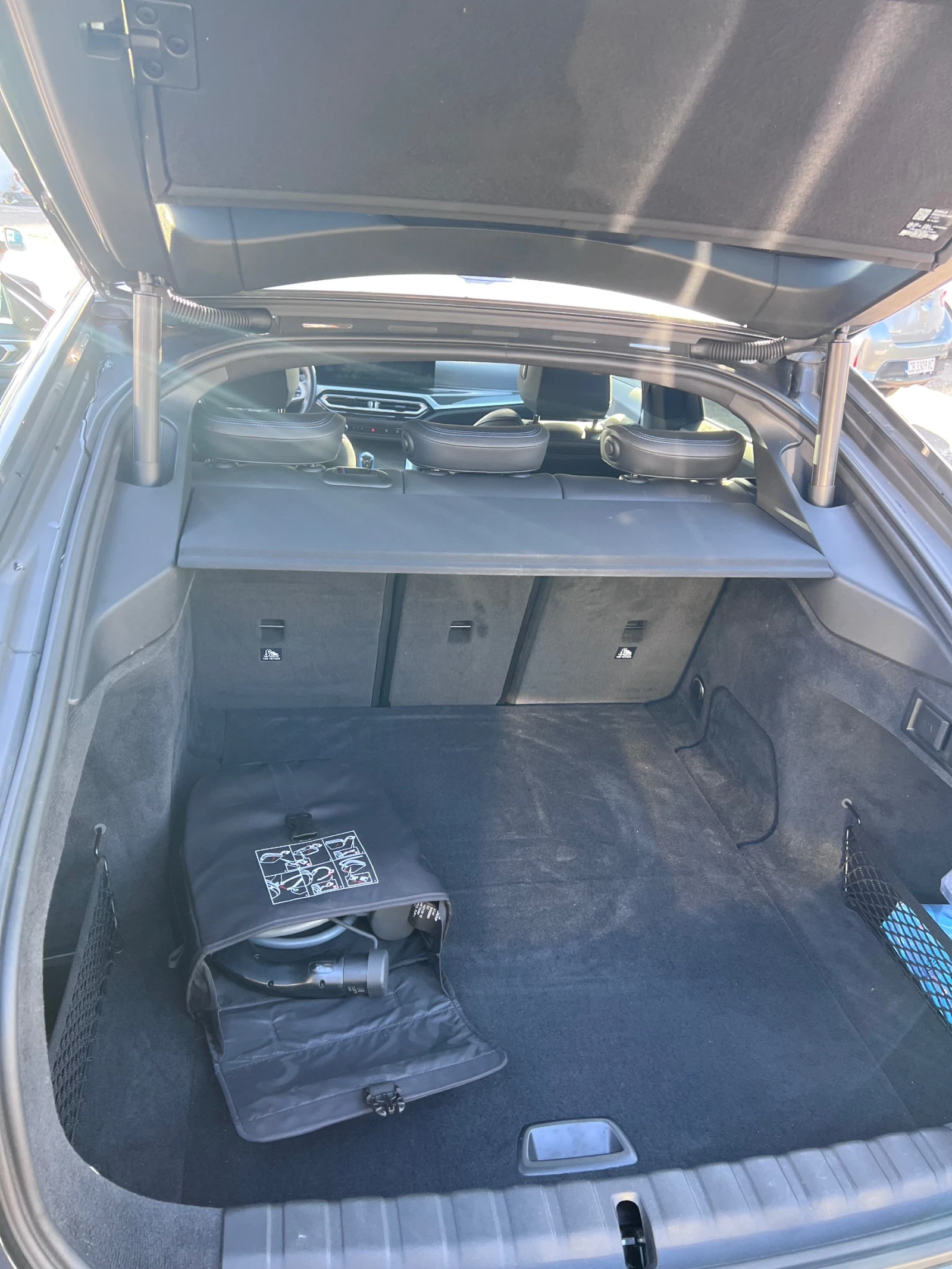 BMW i4 40 Msport , снимка 14 - Автомобили и джипове - 56431918