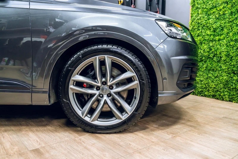 Audi SQ7 Matrix , night vision, head up, distronic plus, снимка 3 - Автомобили и джипове - 45276084