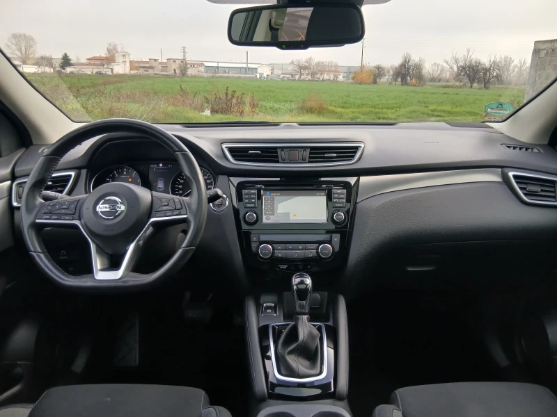 Nissan Qashqai, снимка 7 - Автомобили и джипове - 52536456