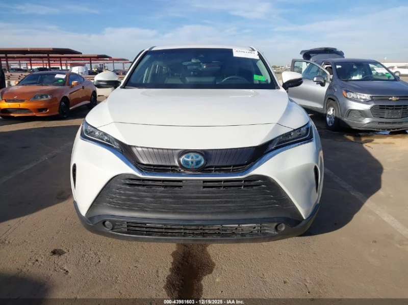 Toyota Venza 2.5l Le, снимка 12 - Автомобили и джипове - 53183734