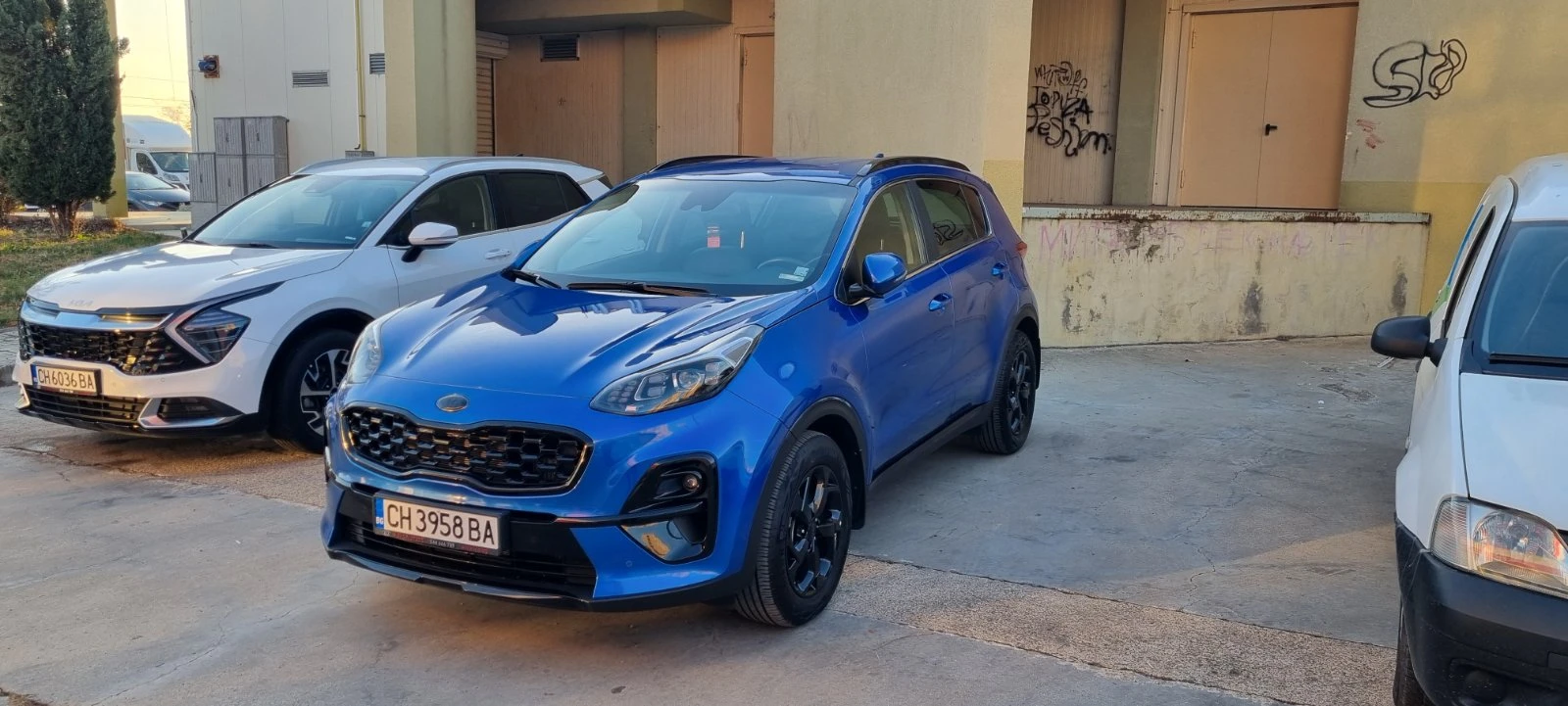 Kia Sportage EX BLACK EDITION - изображение 2