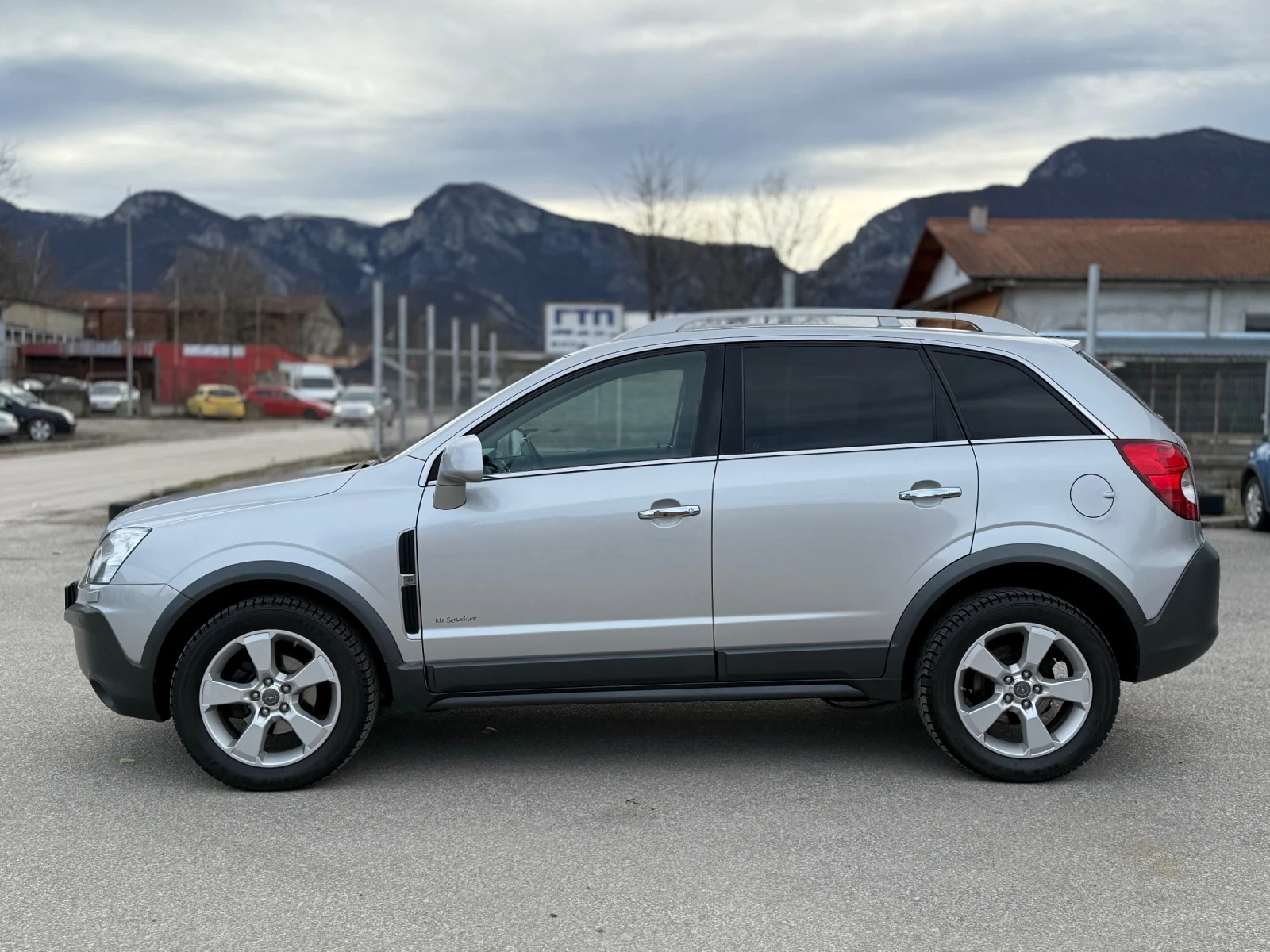 Opel Antara 2.0d 150к.с 4X4  - изображение 4