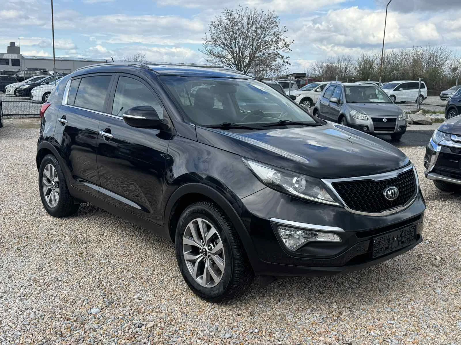 Kia Sportage 1.6I GAZ, снимка 3 - Автомобили и джипове - 54089972
