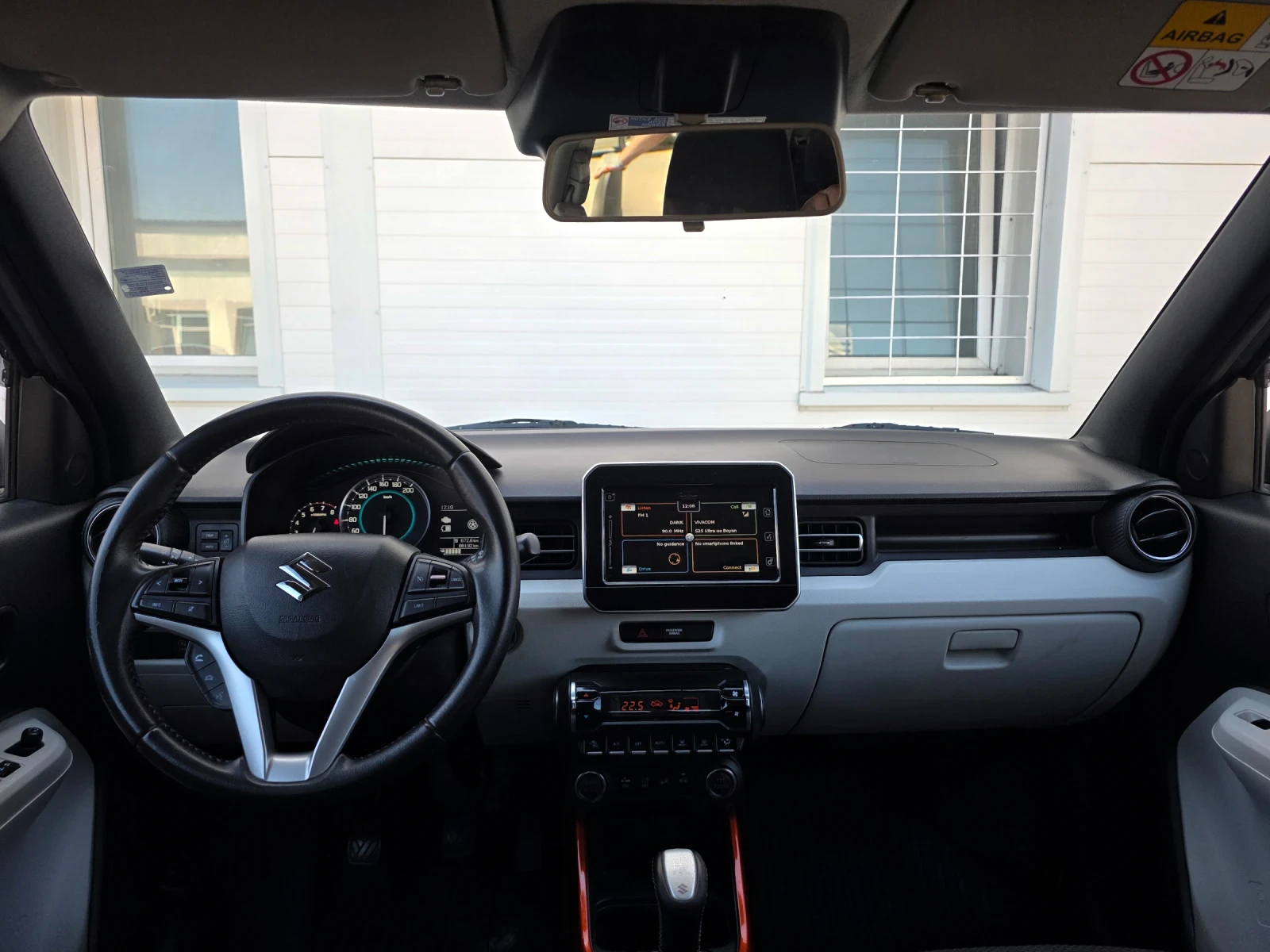 Suzuki Ignis GLX 4х4 * Първи собственик* от БГ* , снимка 12 - Автомобили и джипове - 54332272