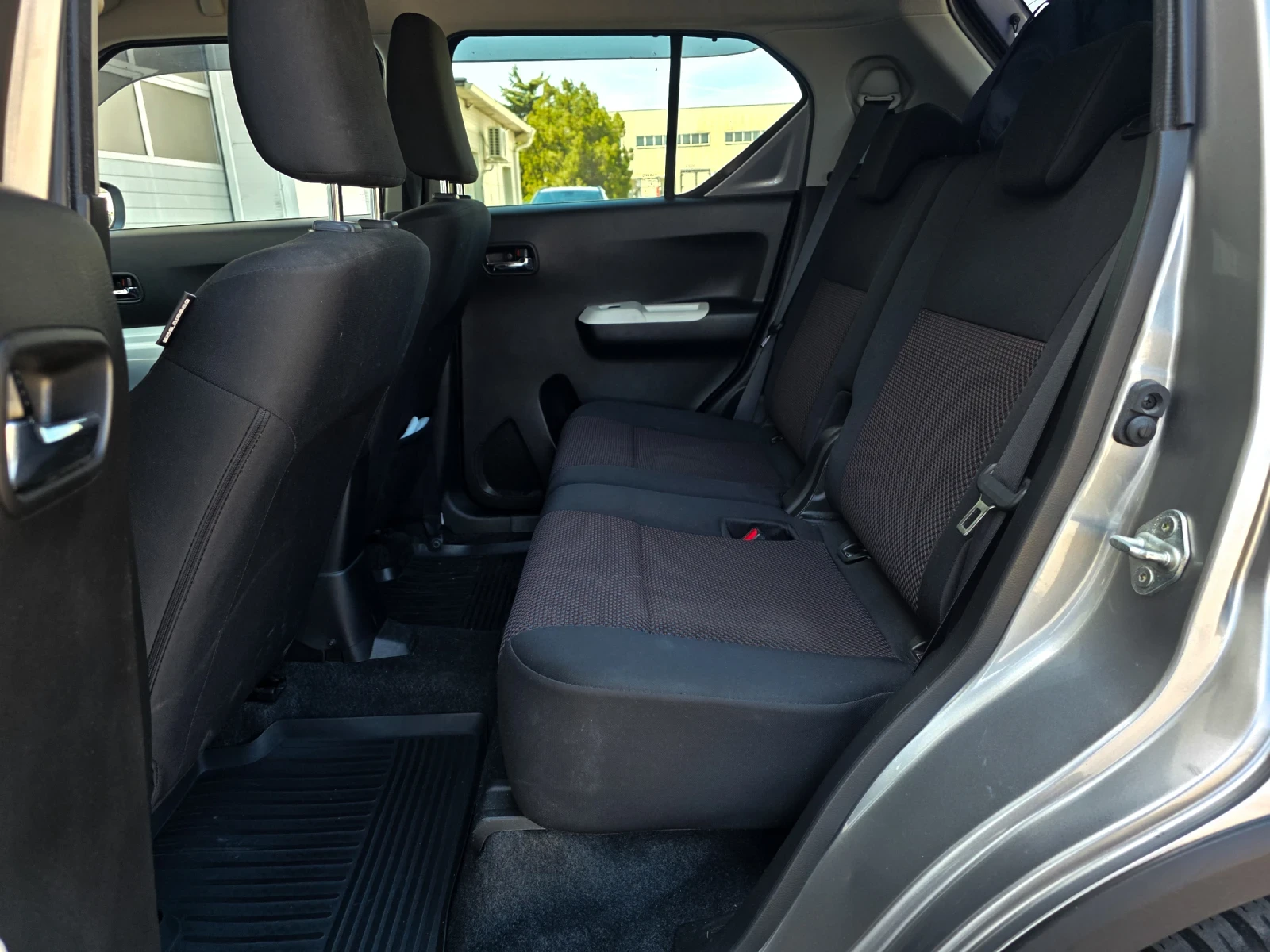 Suzuki Ignis GLX 4х4 * Първи собственик* от БГ* , снимка 11 - Автомобили и джипове - 54332272