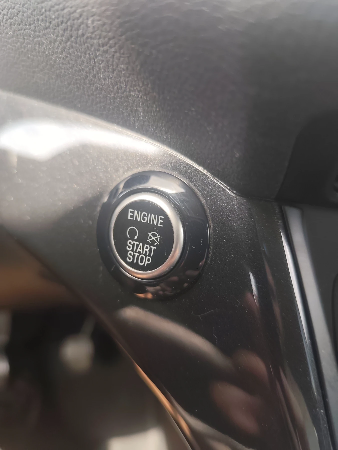 Ford Kuga 1.5 TDCI, снимка 13 - Автомобили и джипове - 54761325