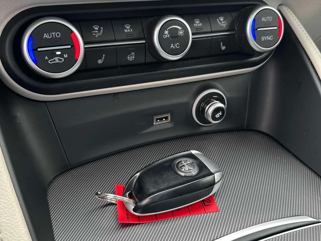 Alfa Romeo Stelvio * Ti Sport * CARFAX * ����� �� ����������� | Mobile.bg � ����������� 14