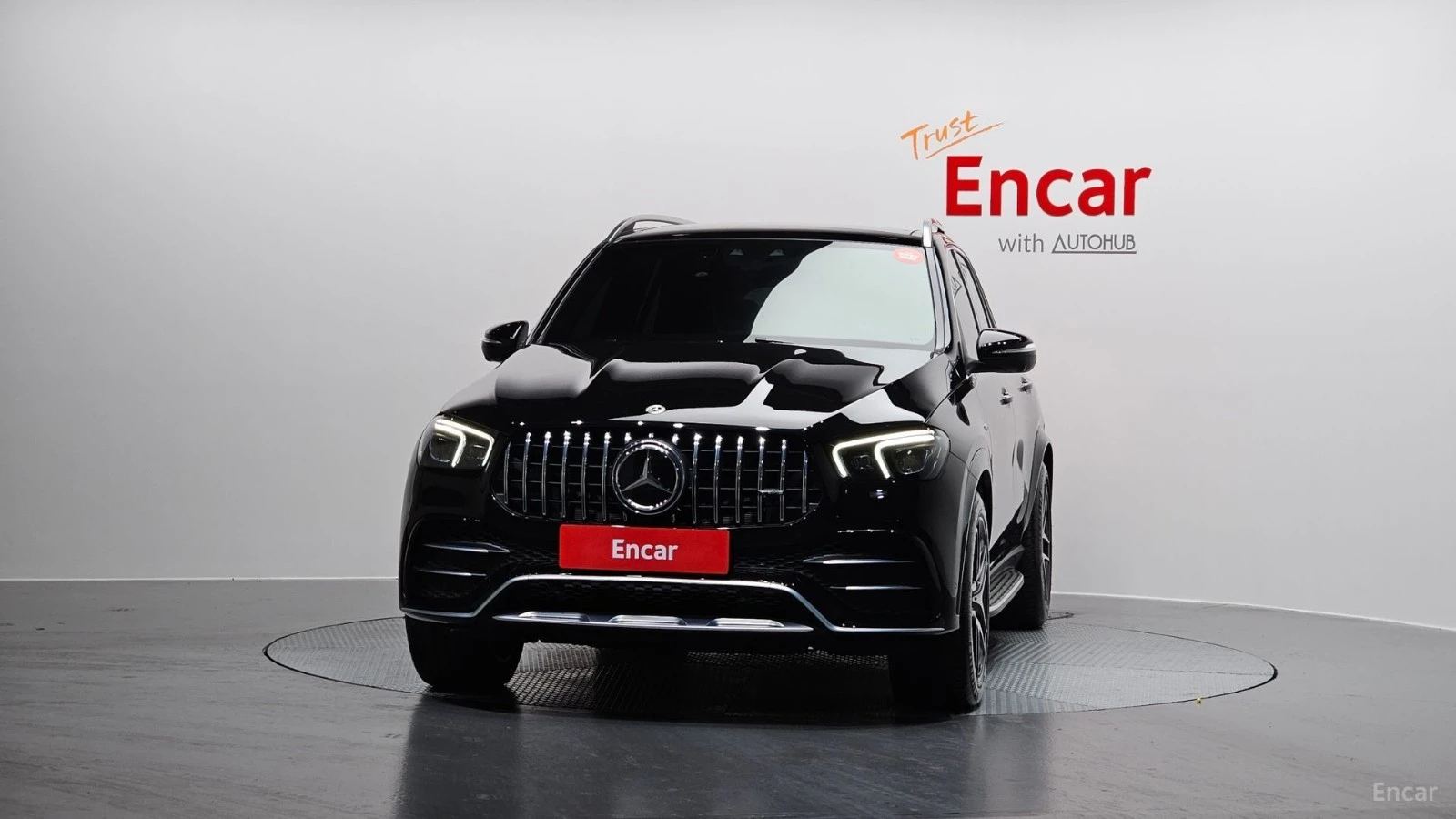 Mercedes-Benz GLE 53 AMG 4MATIC+ * HUD* 360* МАСАЖИ* ПАНО* , снимка 3 - Автомобили и джипове - 55492721