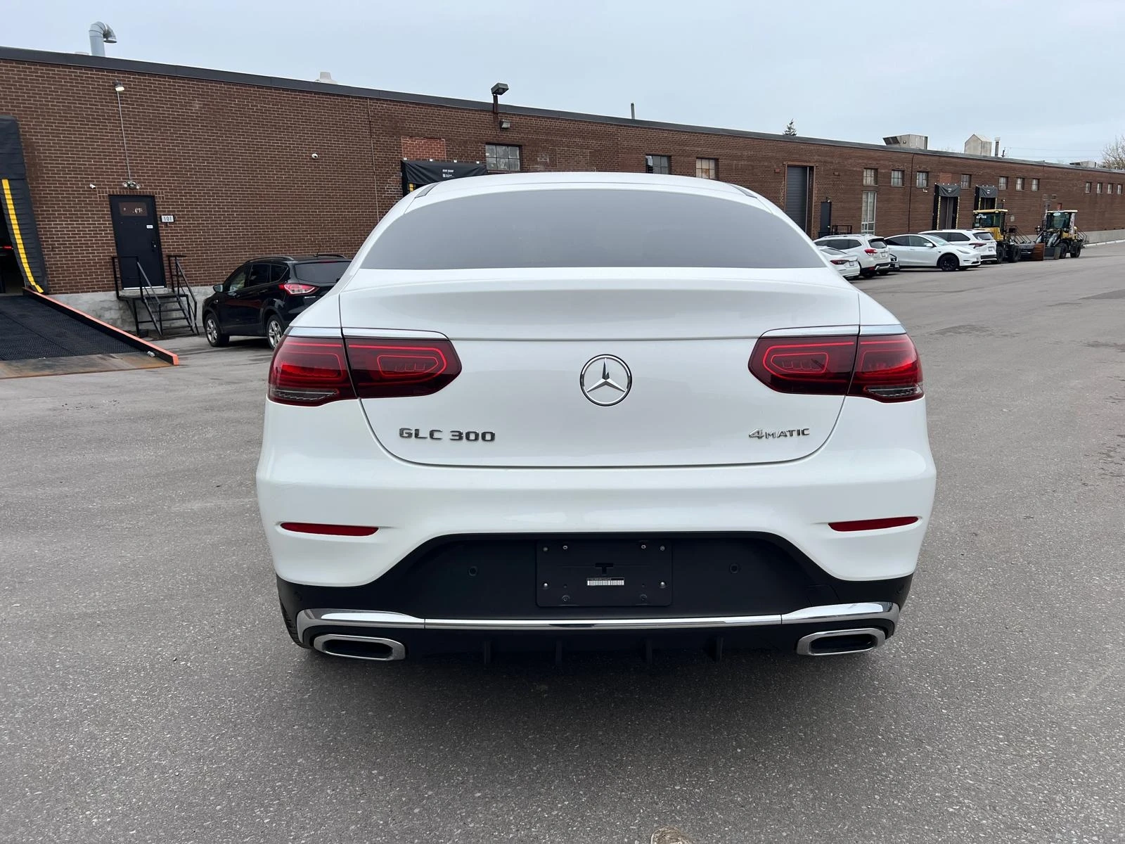 Mercedes-Benz GLC 300, снимка 4 - Автомобили и джипове - 55689218