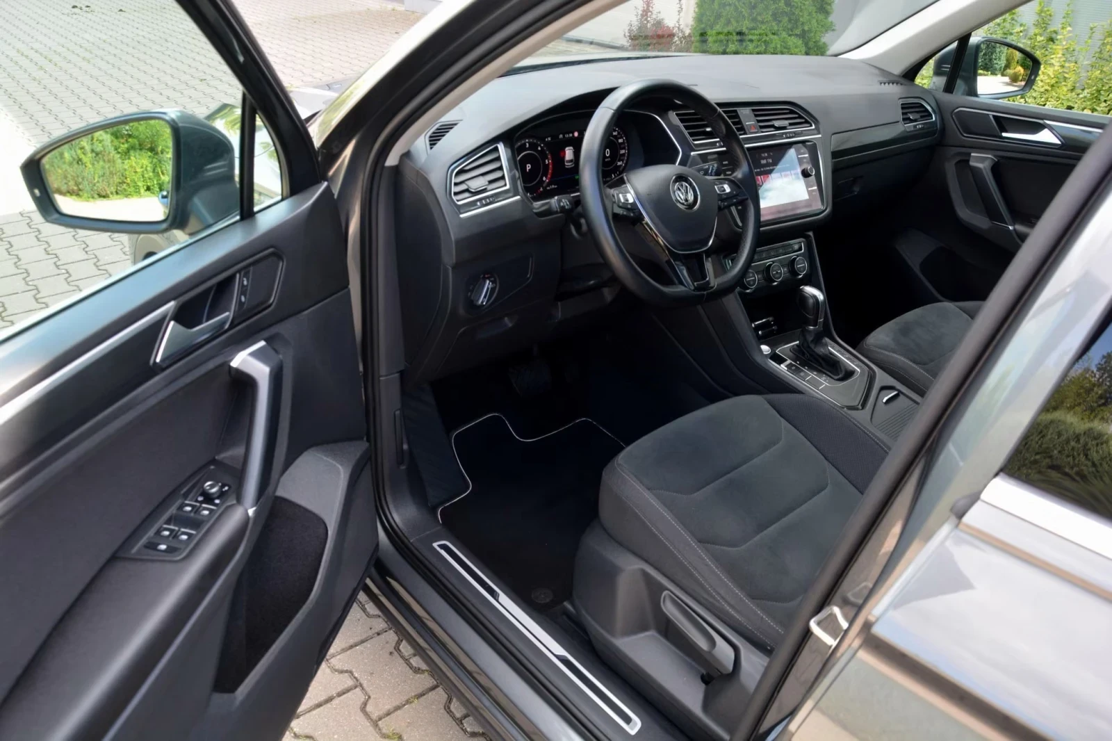 VW Tiguan 2018, снимка 14 - Автомобили и джипове - 55749896