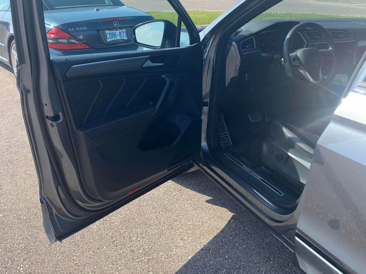 VW Tiguan Comfortline R Line Black Edition , снимка 10 - Автомобили и джипове - 55782189