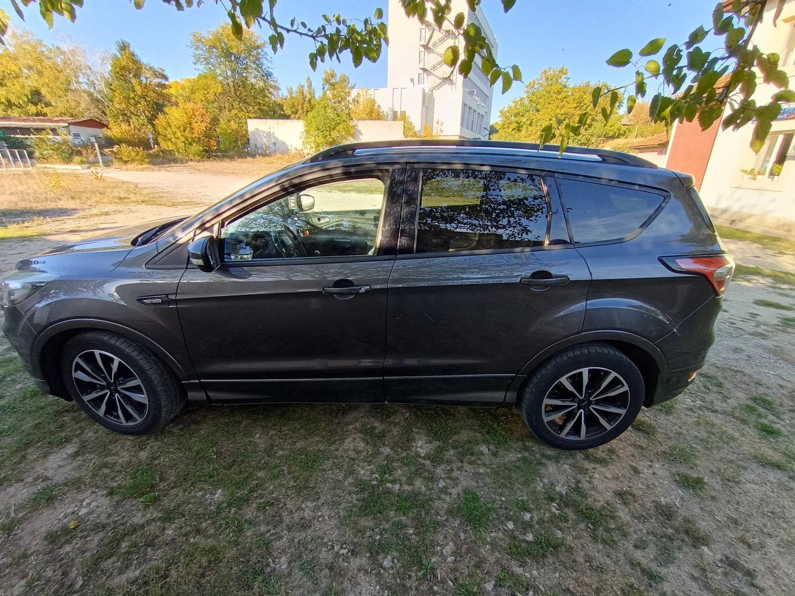 Ford Kuga ST Line, снимка 4 - Автомобили и джипове - 56368364