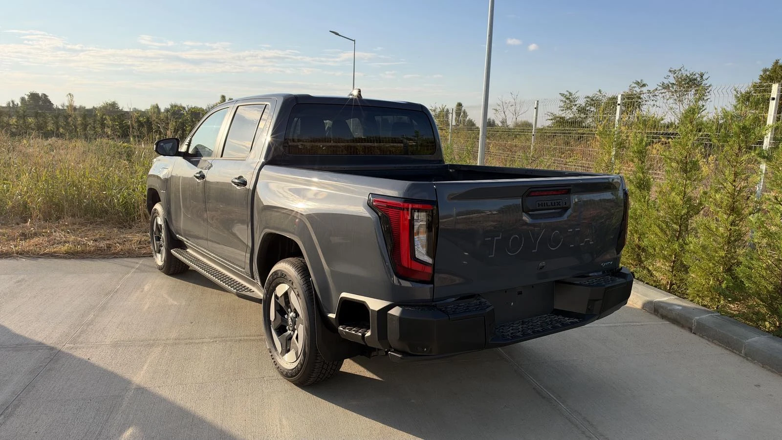 Toyota Hilux 10� �������� | Mobile.bg � ����������� 5