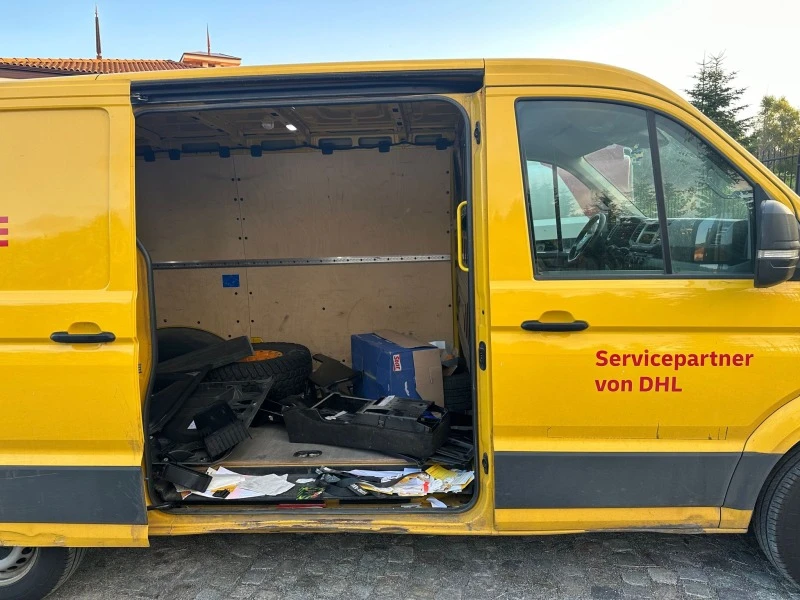 VW Crafter, снимка 9 - Бусове и автобуси - 49460144