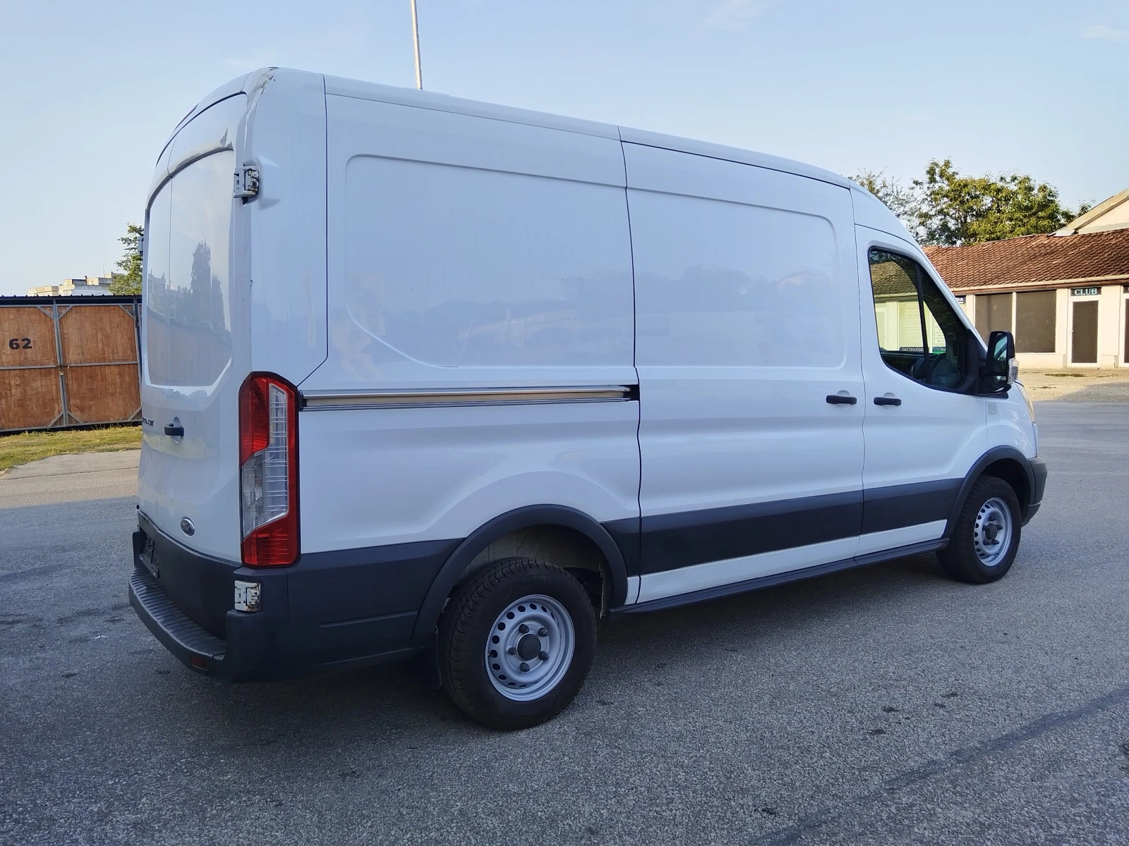 Ford Transit 2.2 TDCI 74kw 215000km - изображение 5